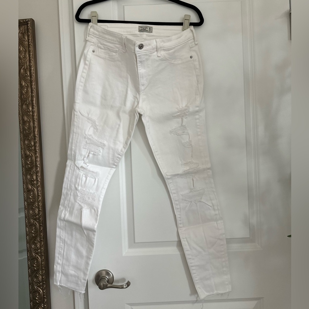 Abercrombie & Fitch White Harper Distressed Women's Jeans | size 30